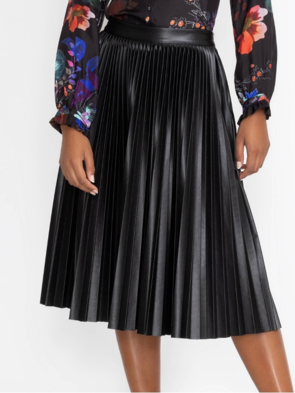 Johnny Was Calme NWT EMMI VEGAN LEATHER PLEATED SKIRT size 4